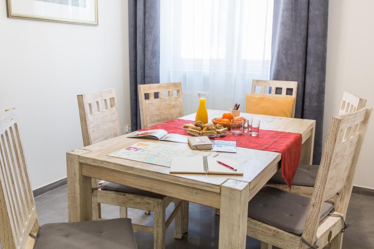 Fogra Travel Apartment Краков Экстерьер фото
